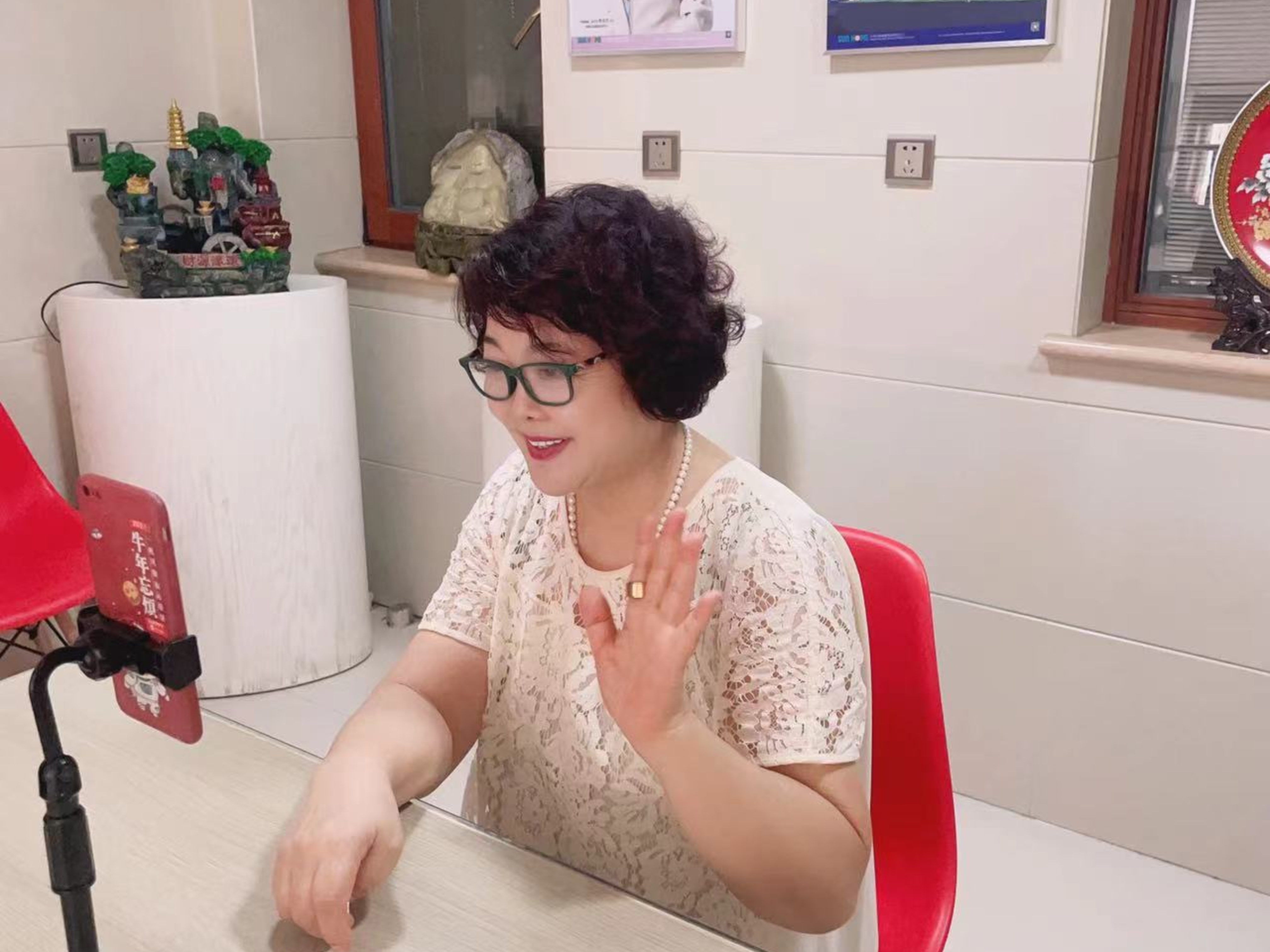 让爱延续,从未间断 | 华体会官方网站-华体会在线官网
公益季暖心回访 让爱延续,从未间断 | 华体会官方网站-华体会在线官网
公益季暖心回访